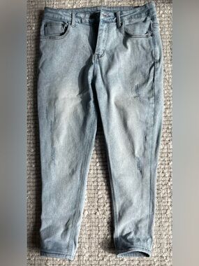 Light Blue Women’s Slim Jeans - Classic Casual Style